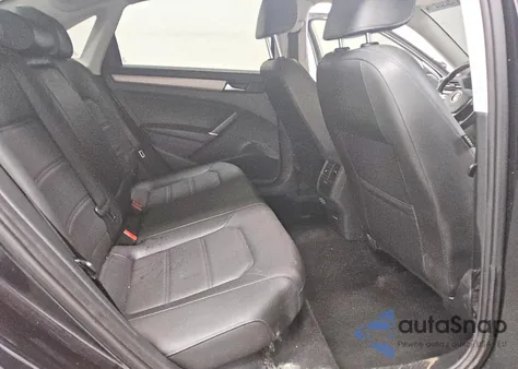 2021 Volkswagen Passat Se z USA, uszkodzony, nr VIN 1VWSA7A30MC015705